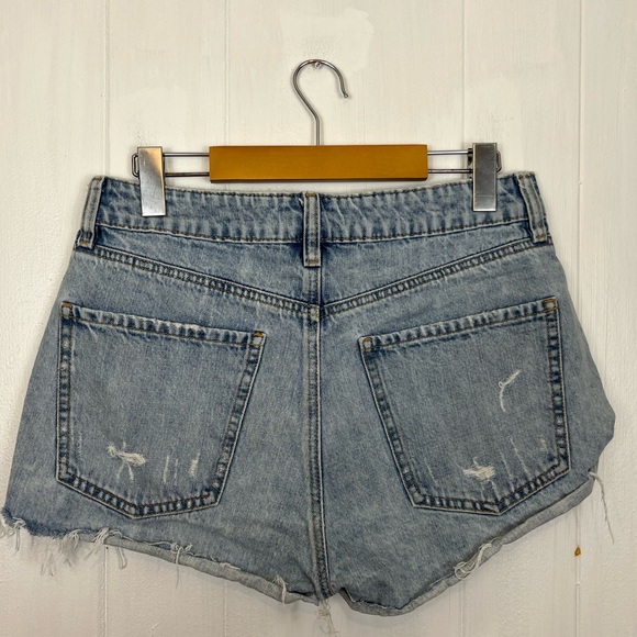Dynamite Denim Acid Wash Distressed Shorts Sz 28 - Picture 6 of 8